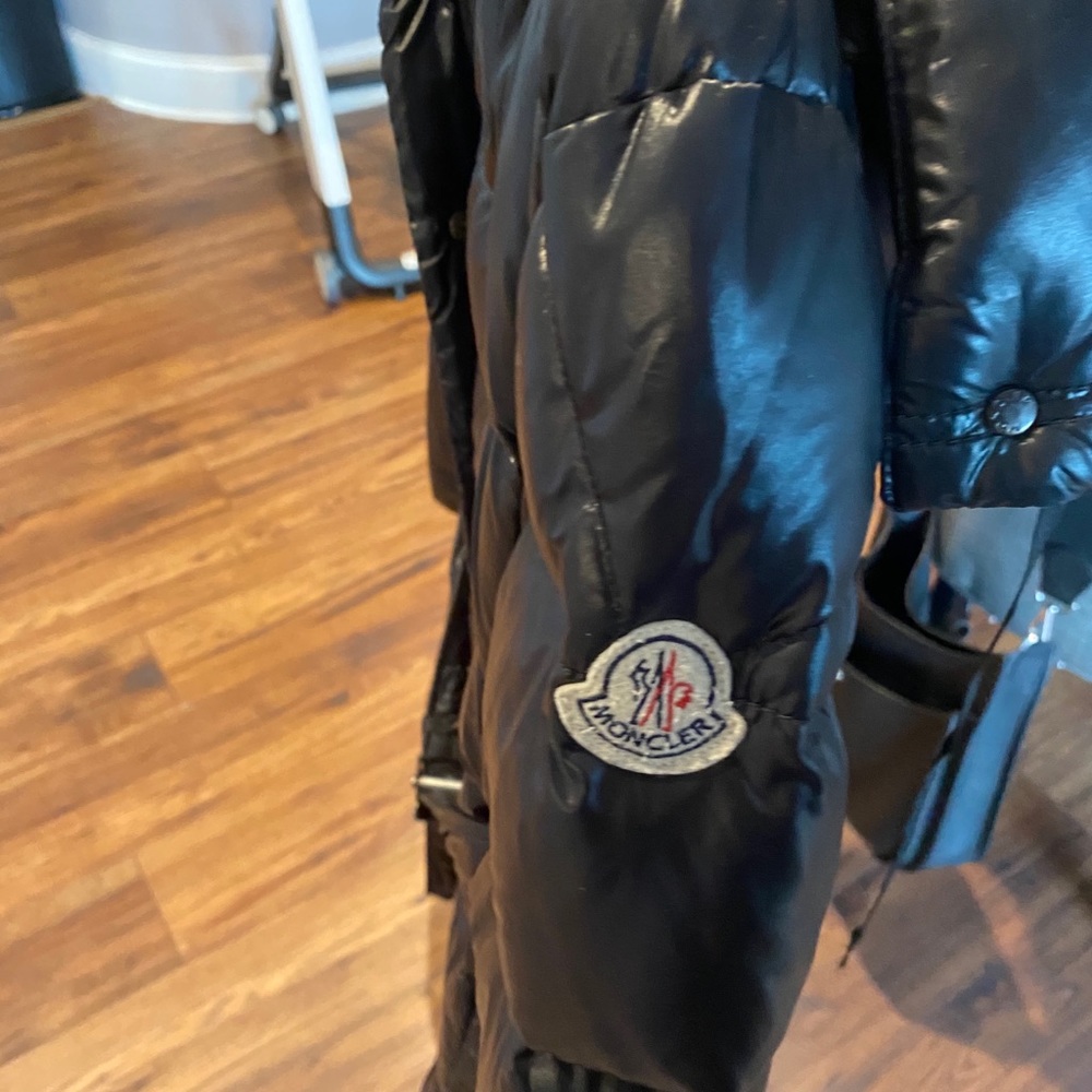 Moncler women’s coat size 3 - Picture 2 of 3